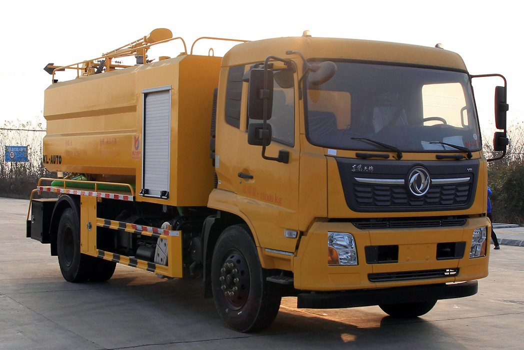 【京環(huán)】東風(fēng)天錦VR清洗吸污車(chē)