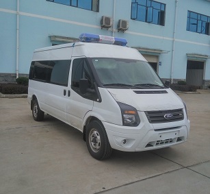 程力威牌CLW5041XJHJ5型救護(hù)車(chē)