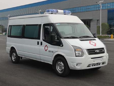 程力重工牌CLH5042XJHJ5型救護(hù)車(chē)
